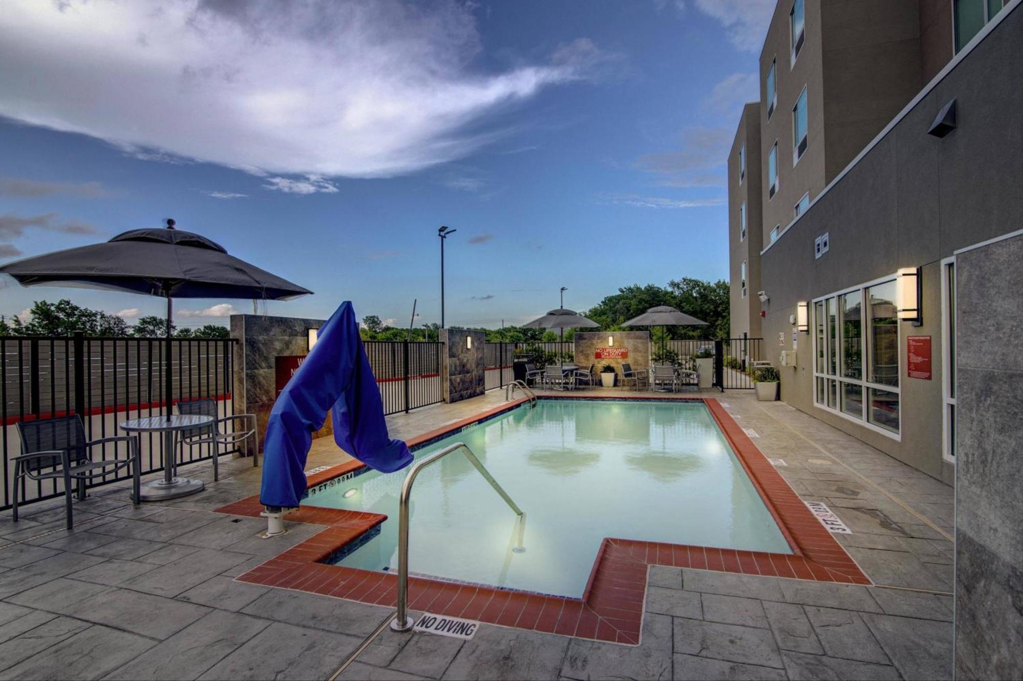 Towneplace Suites By Marriott Houston Hobby Airport Ngoại thất bức ảnh